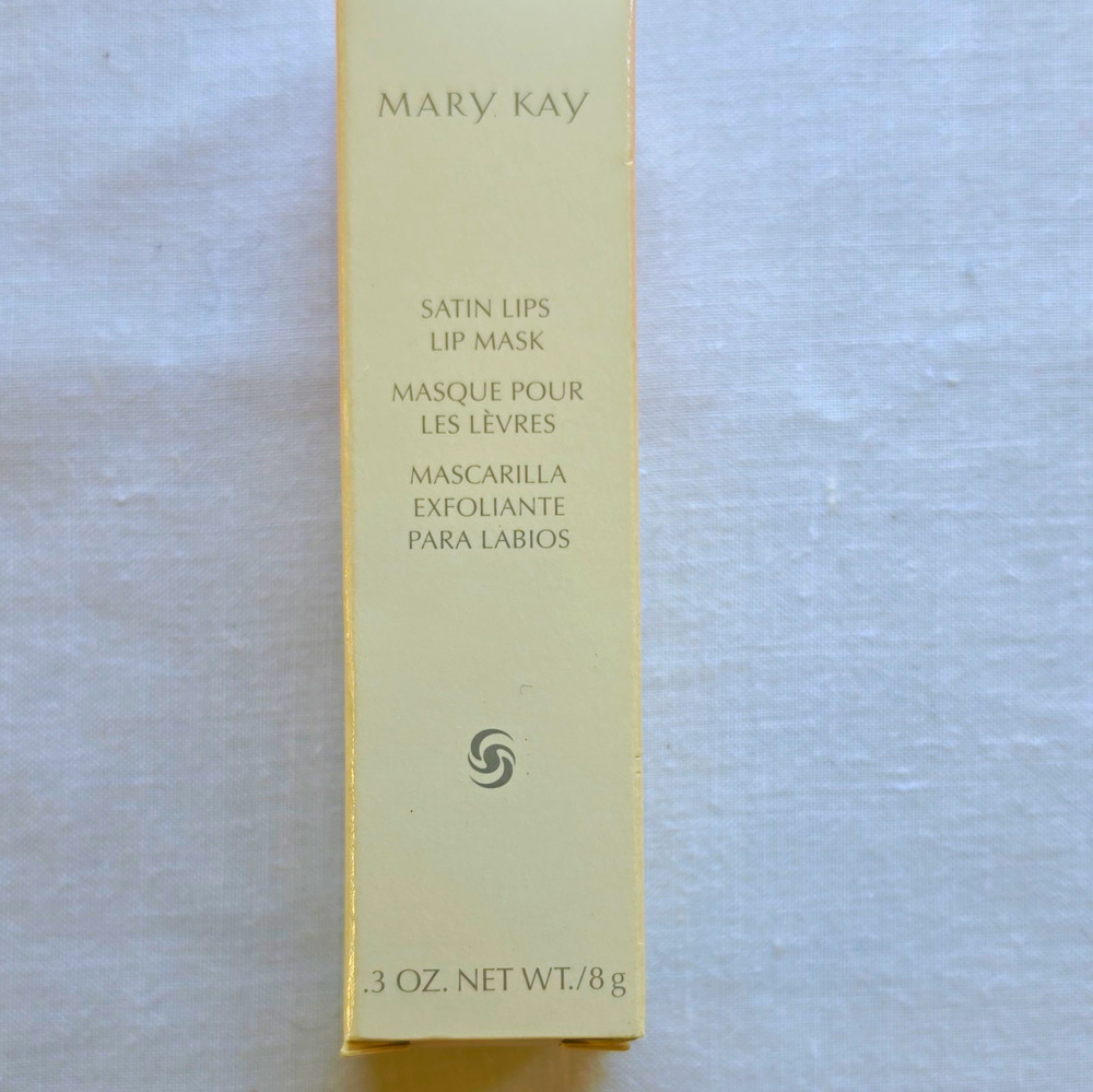 Mary Kay Satin Lips Lip Mask 0.3 oz - EXPIRED / PROP ONLY